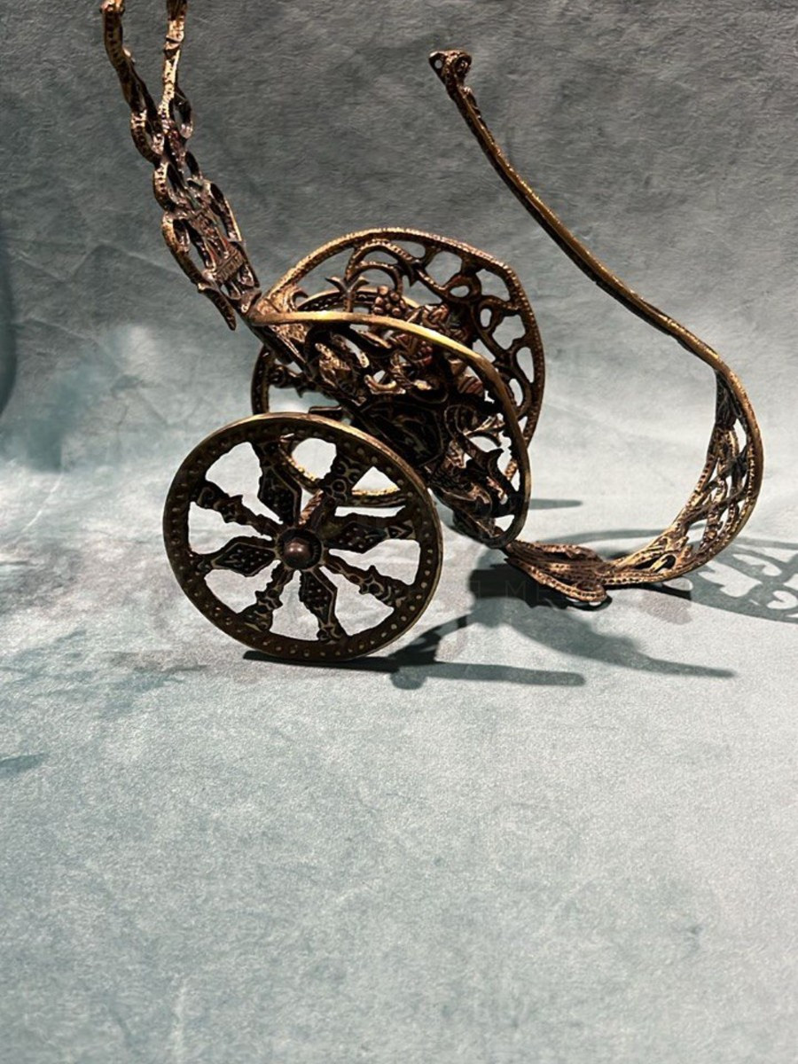 Подставка для бутылок винтажная