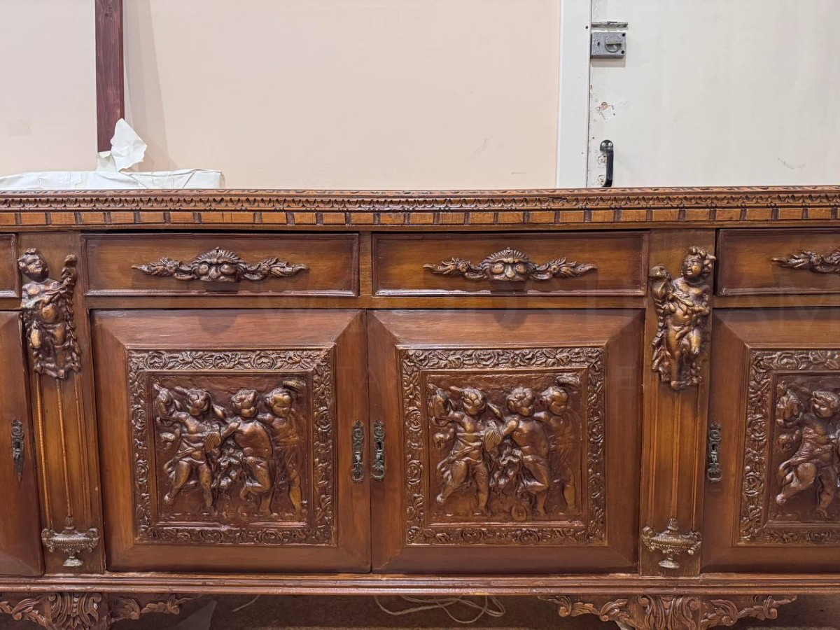 Комод/Дрессуар в стиле ренессанс