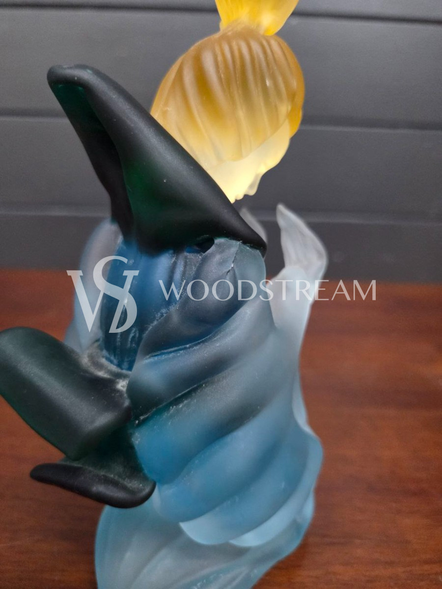 Статуэтка винтажная Девушка