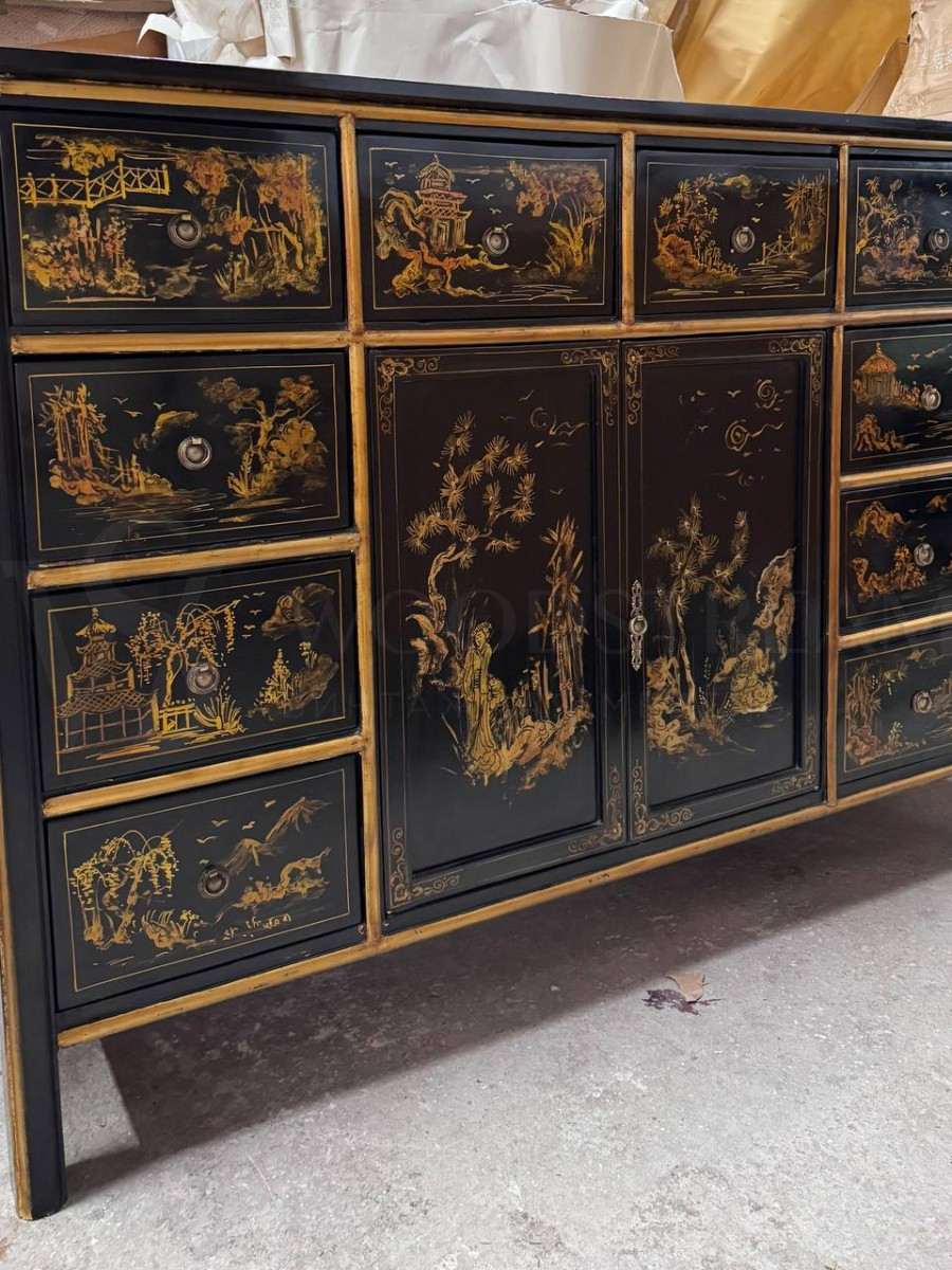 Комод в стиле шинуазри