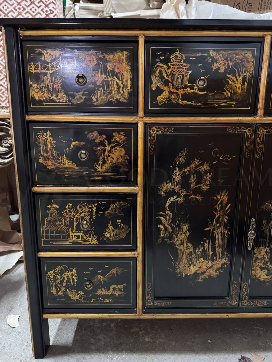 Комод в стиле шинуазри