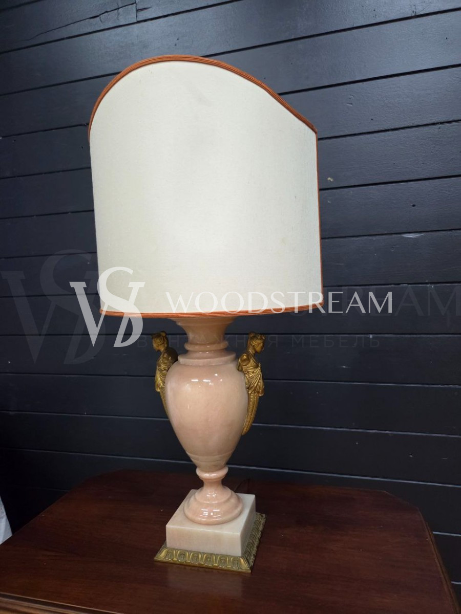 Лампа настольная винтажная