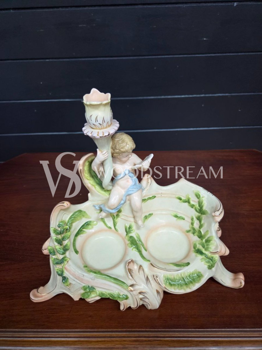 Подсвечник с Путти в стиле венецианского барокко