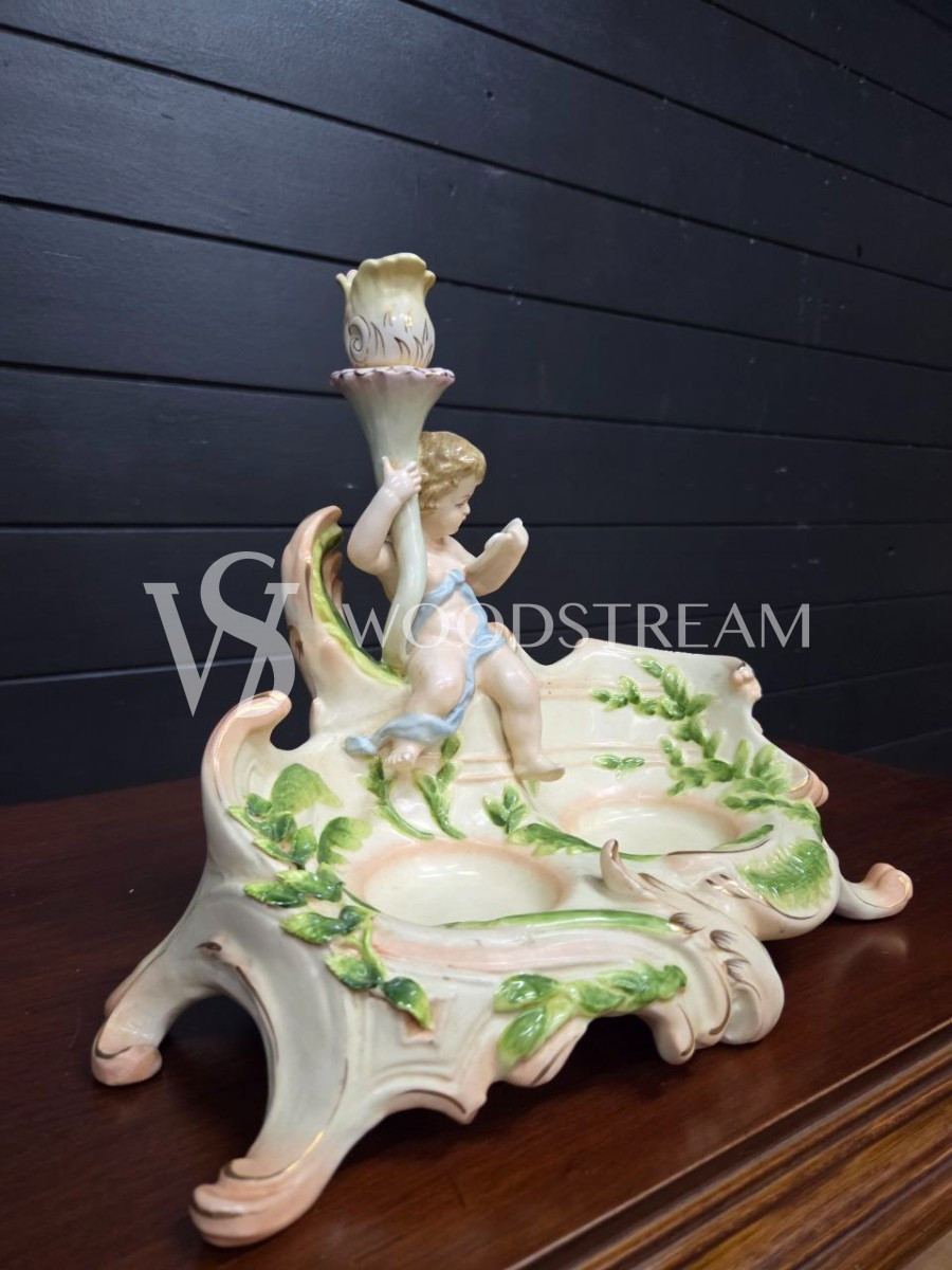 Подсвечник с Путти в стиле венецианского барокко