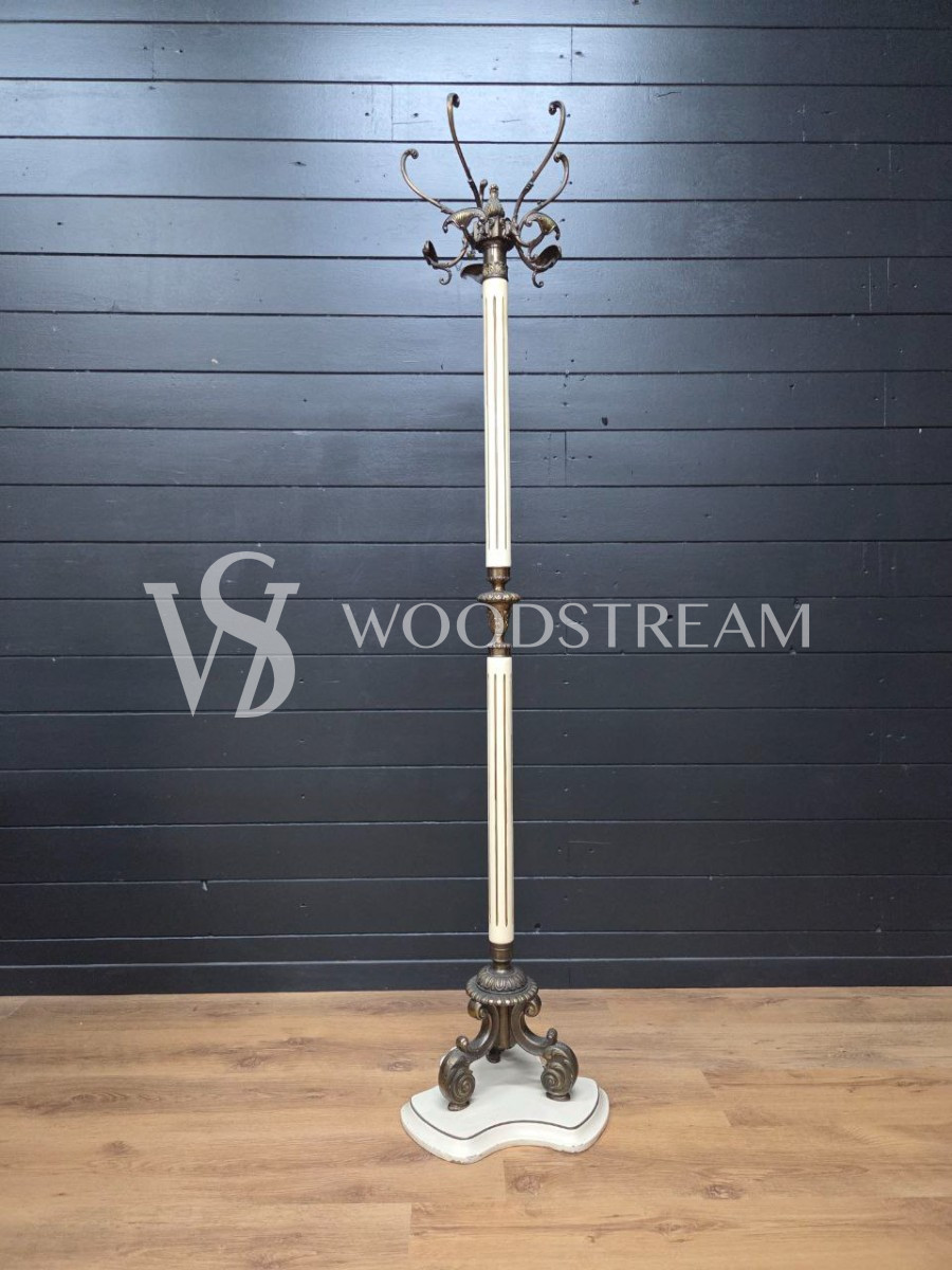 Вешалка напольная в стиле венецианского барокко