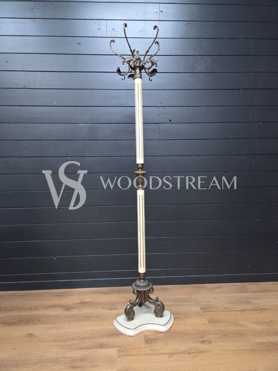 Вешалка напольная в стиле венецианского барокко