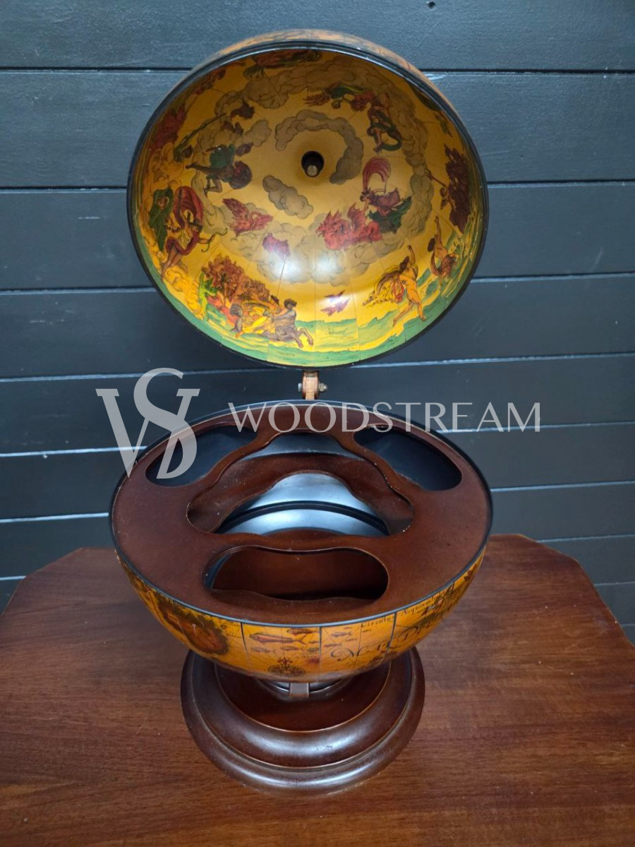 Бар на подставке кабинетный в форме глобуса