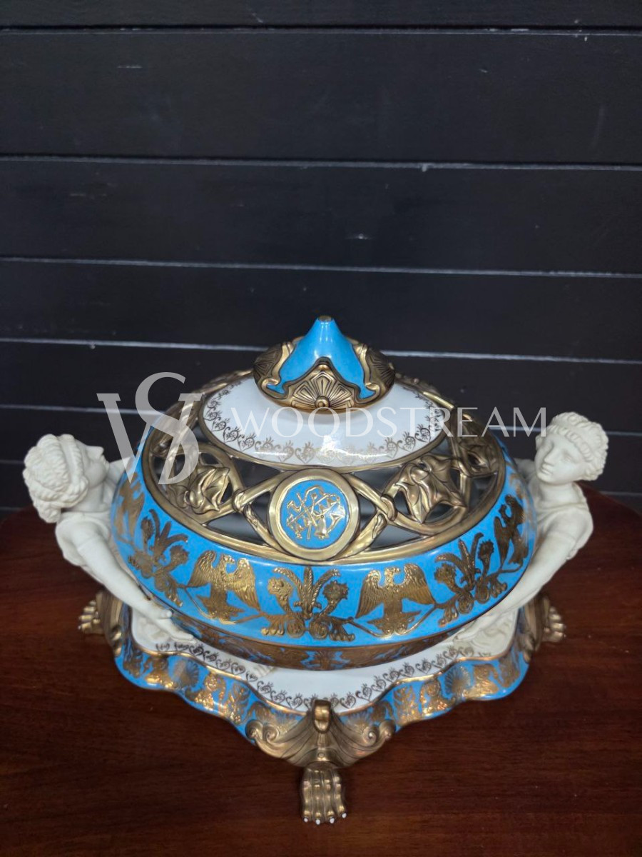 Ваза с крышкой/Шкатулка в стиле венецианского барокко