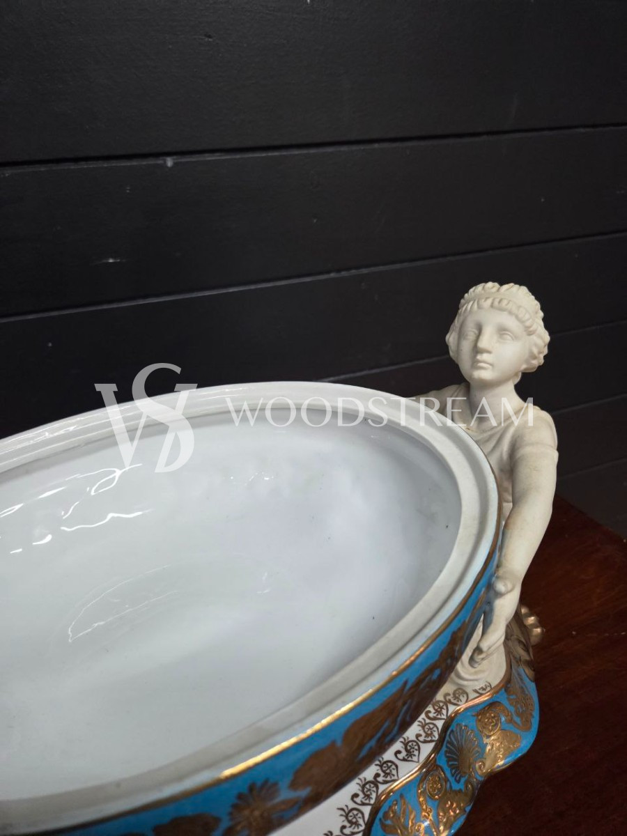 Ваза с крышкой/Шкатулка в стиле венецианского барокко