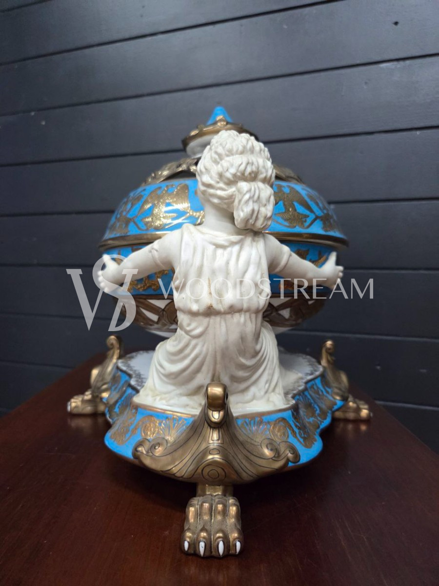 Ваза с крышкой/Шкатулка в стиле венецианского барокко