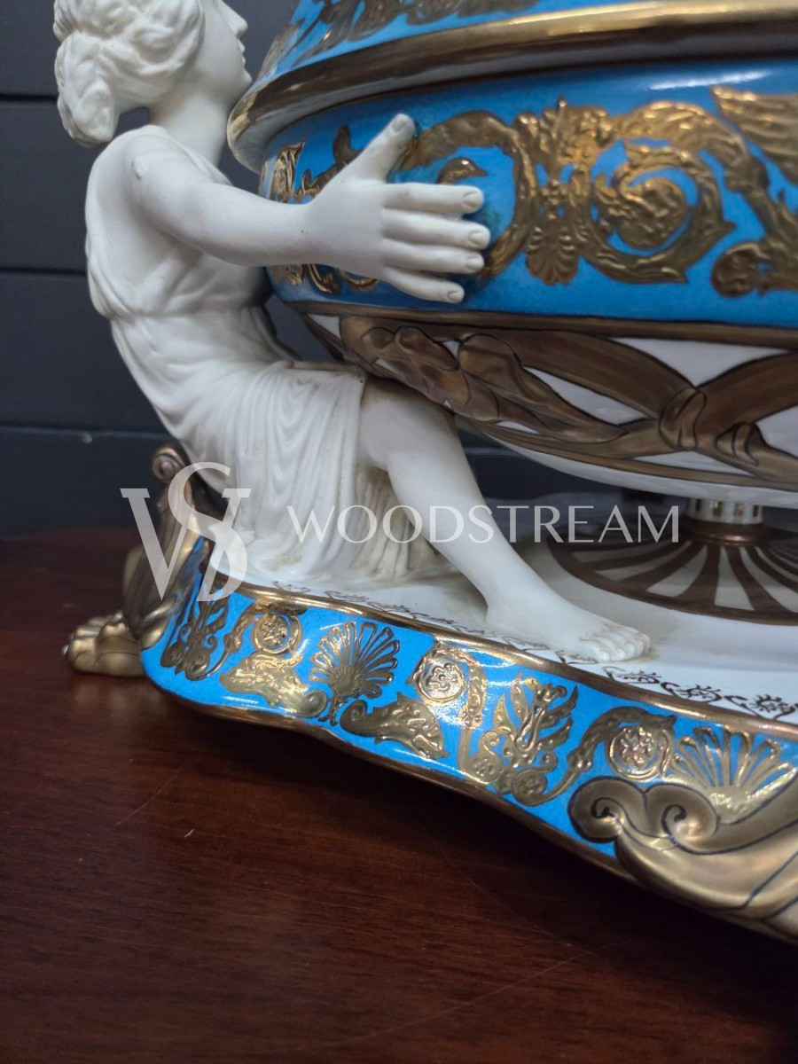 Ваза с крышкой/Шкатулка в стиле венецианского барокко