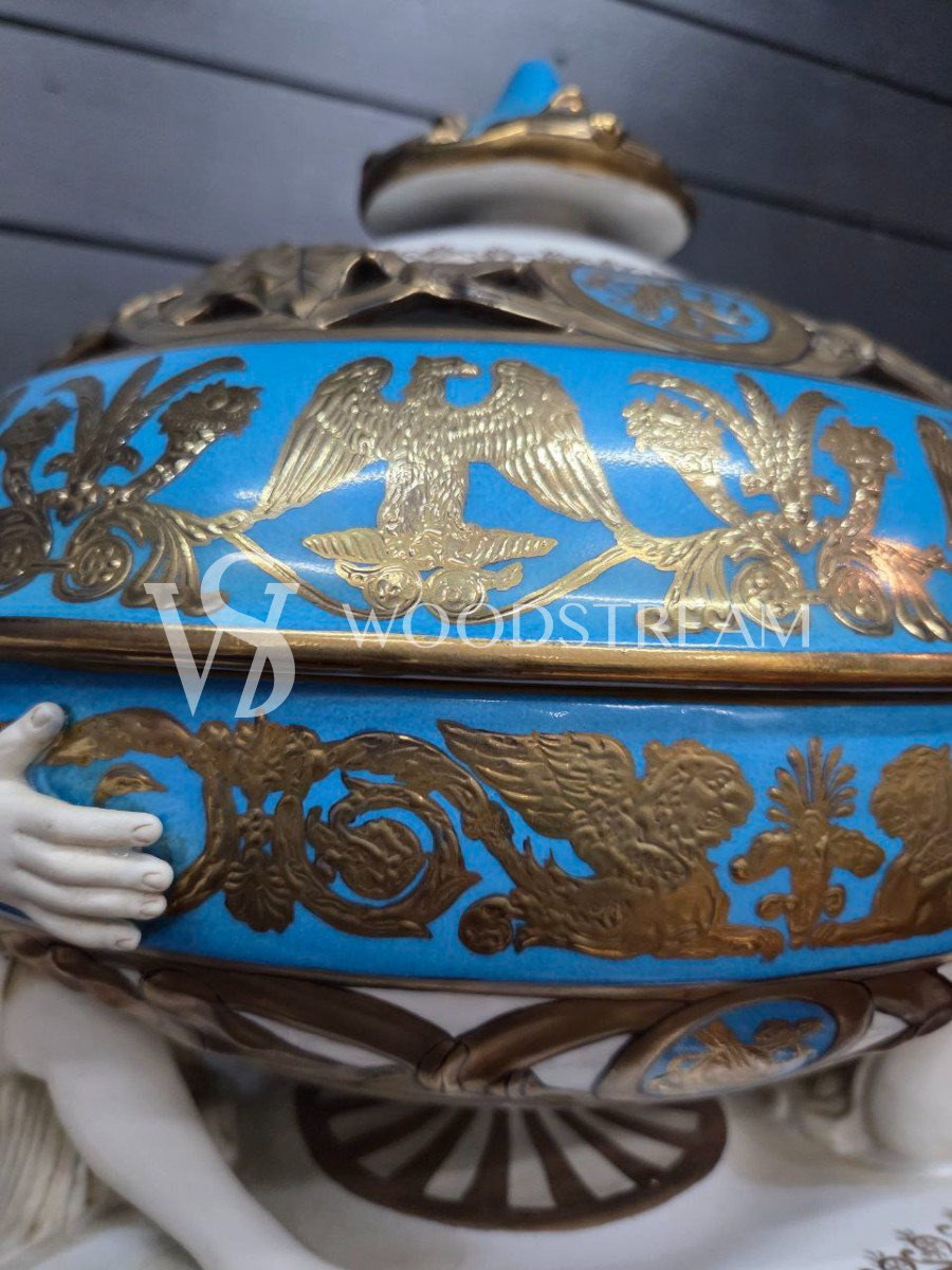 Ваза с крышкой/Шкатулка в стиле венецианского барокко