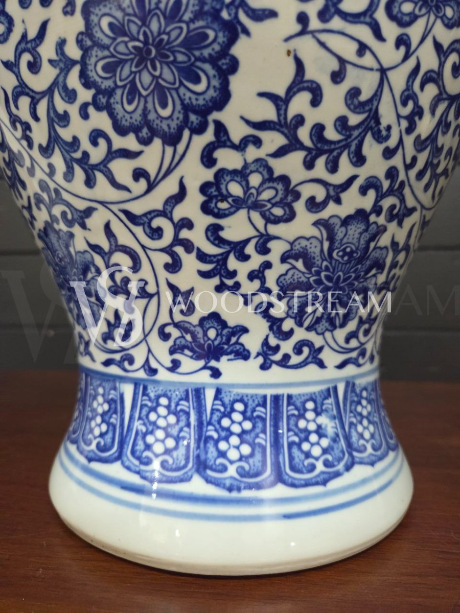 Ваза в стиле шинуазри 2 штуки