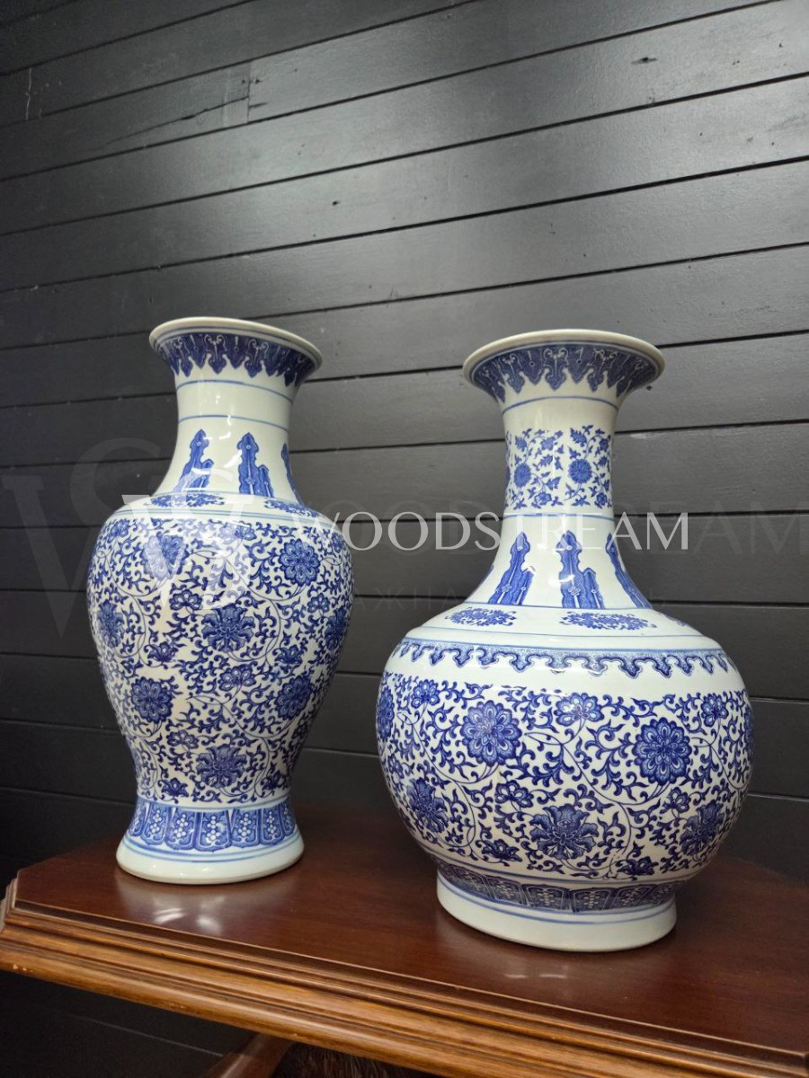 Ваза в стиле шинуазри 2 штуки