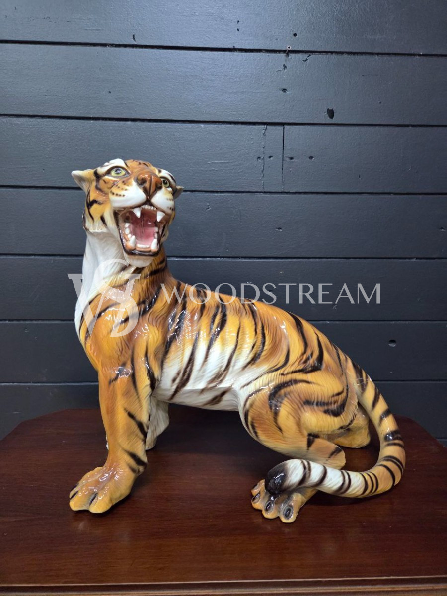 Скульптура анималистическая Тигр