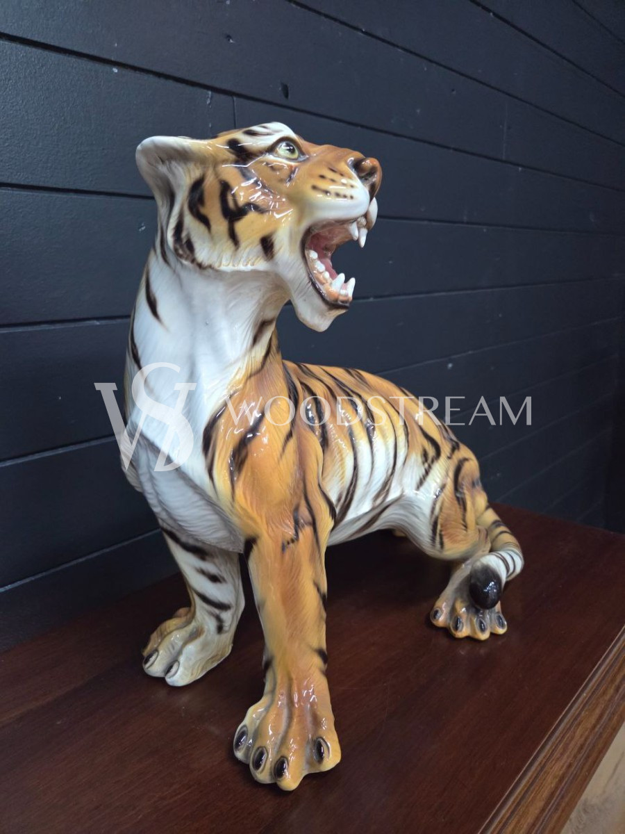 Скульптура анималистическая Тигр