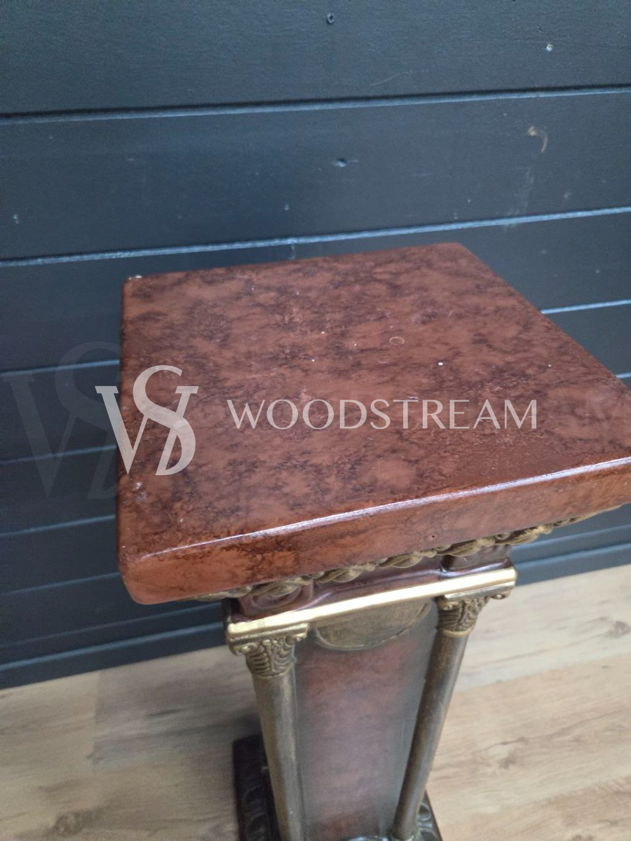 Постамент/подставка/колонна в стиле ампир