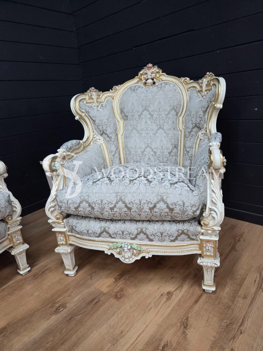 Комплект мягкой мебели для гостиной в стиле венецианского барокко от фабрики Silik