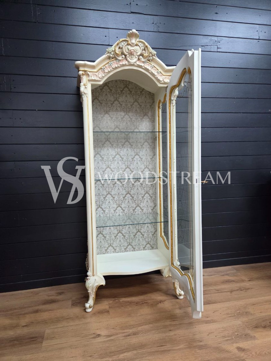 Витрина в стиле венецианского барокко от фабрики Silik