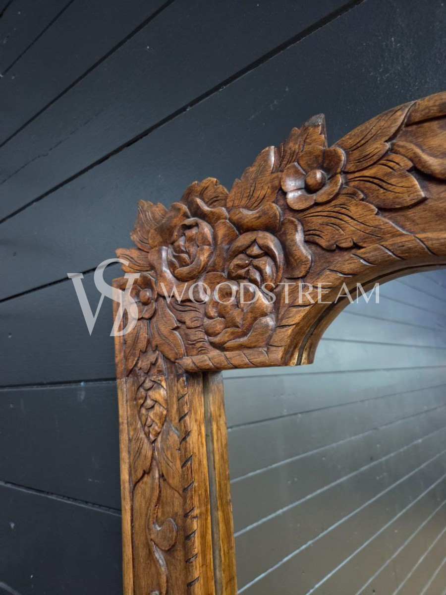 Зеркало настенное винтажное