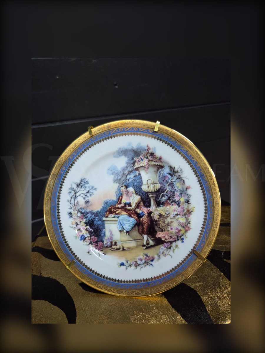 Тарелка декоративная винтажная