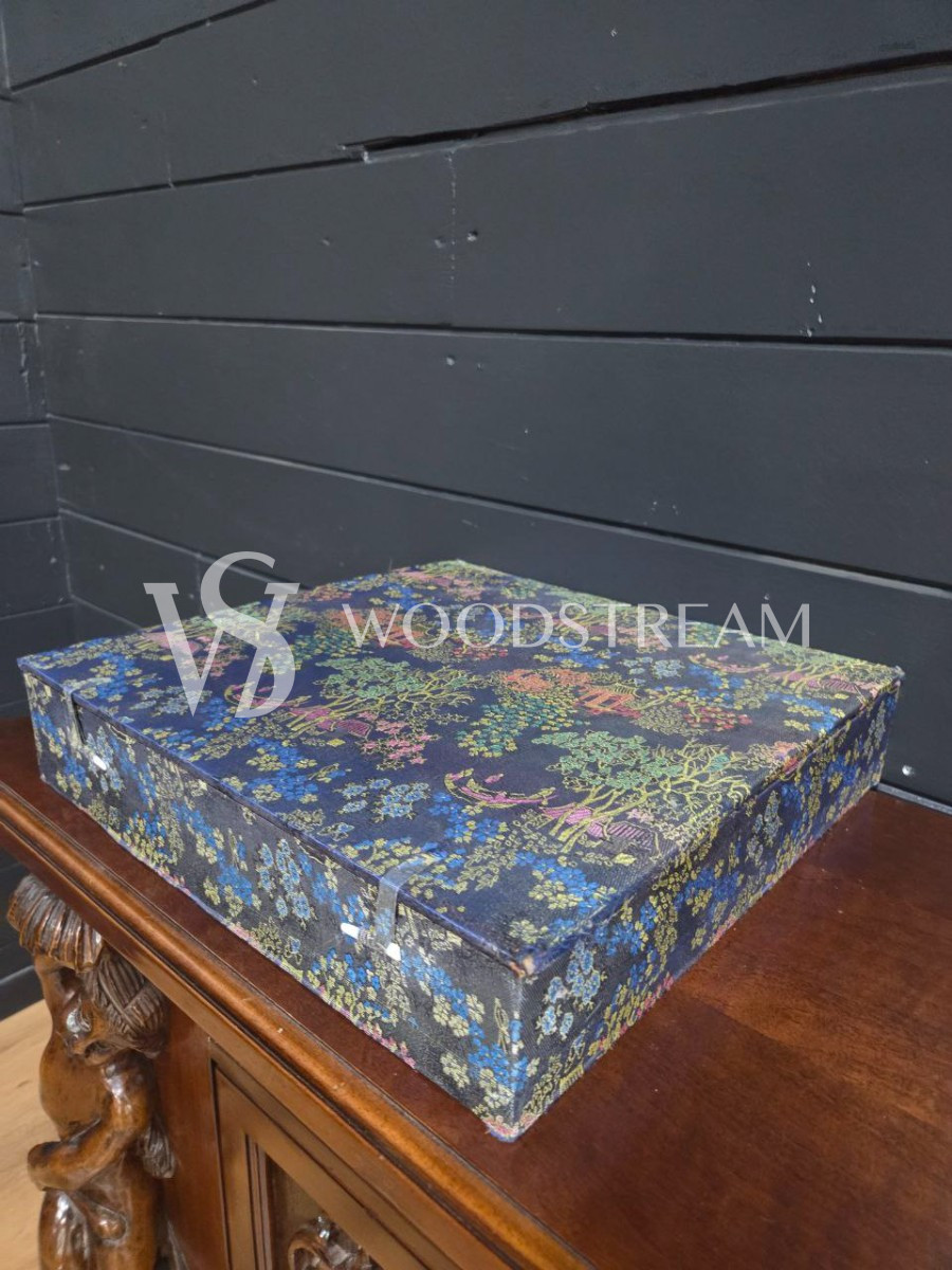 Декоративный элемент настольный/Панно в стиле шинуазри на подставке