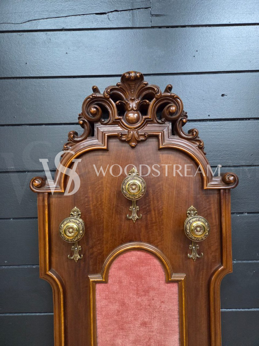 Вешалка напольная для прихожей в стиле ренессанс