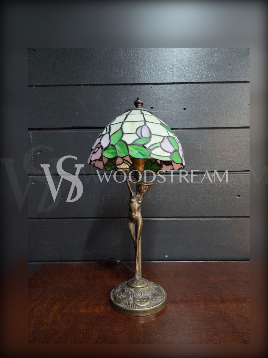 Лампа настольная в стиле Тиффани