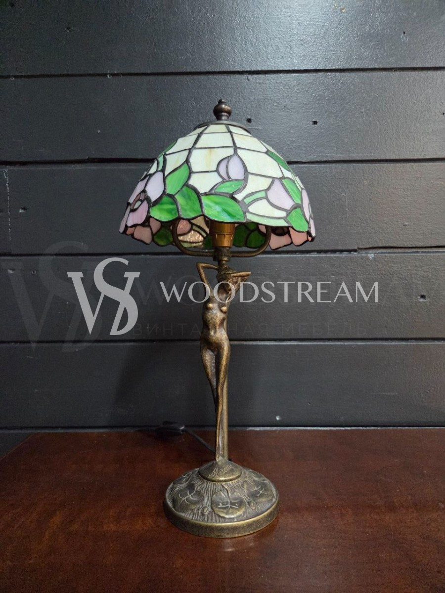 Лампа настольная в стиле Тиффани