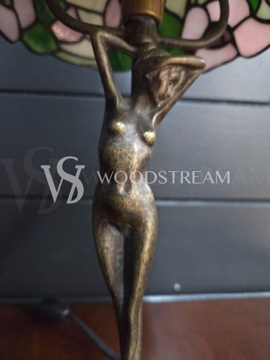 Лампа настольная в стиле Тиффани