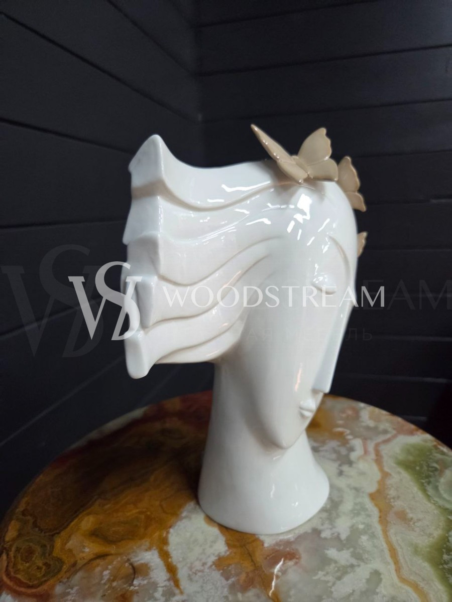 Ваза декоративная Девушка с бабочками