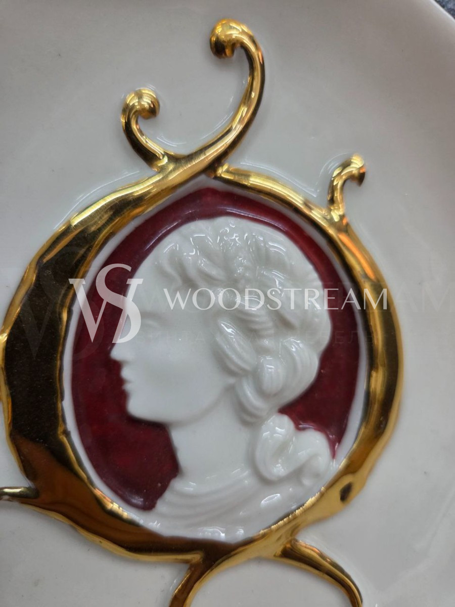 Тарелка декоративная винтажная