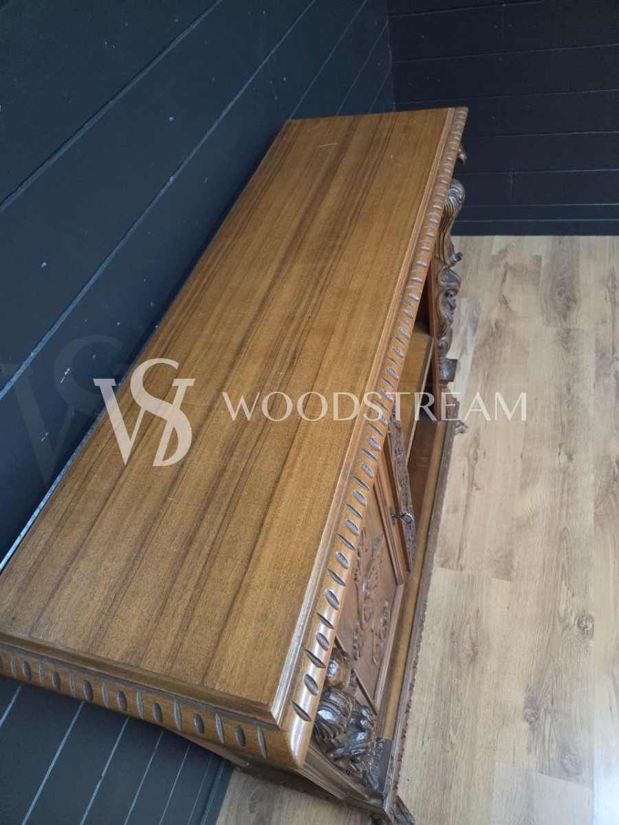 Комод/Тумба в стиле ренессанс