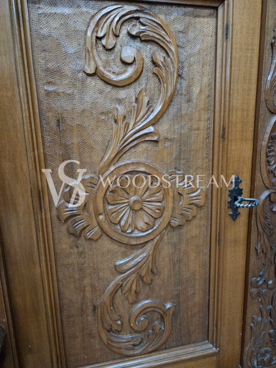 Комод/Тумба в стиле ренессанс