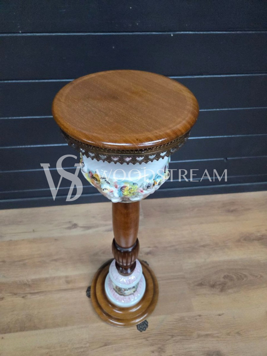 Постамент/Подставка в стиле венецианского барокко