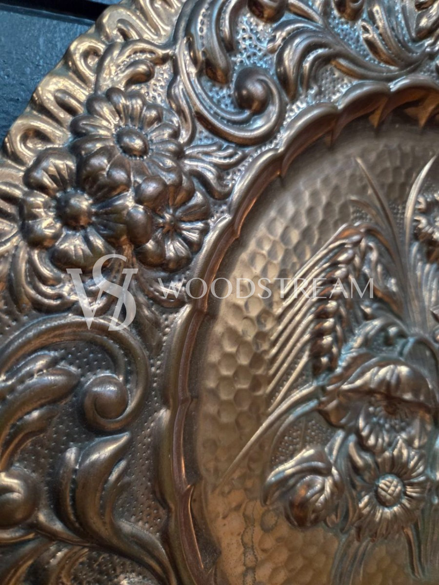 Тарелка декоративная/Чеканка Цветы