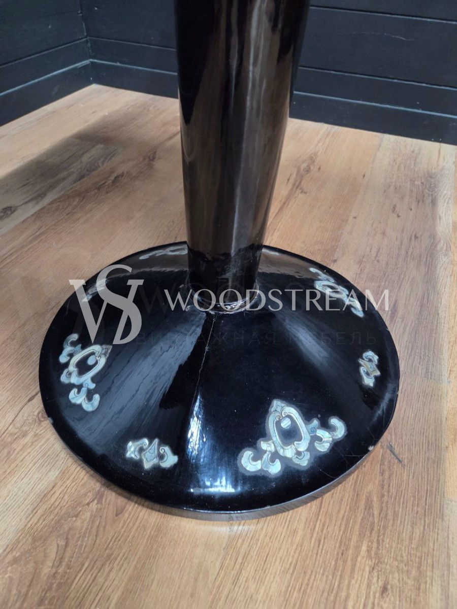 Стол шахматный и Шахматы винтажные