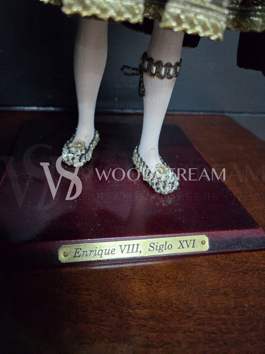 Скульптура/Кукла в дворцовом стиле Мужчина и Женщина