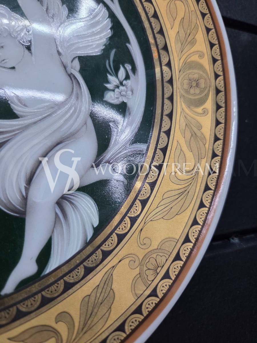 Тарелка декоративная в стиле венецианского барокко Limoges