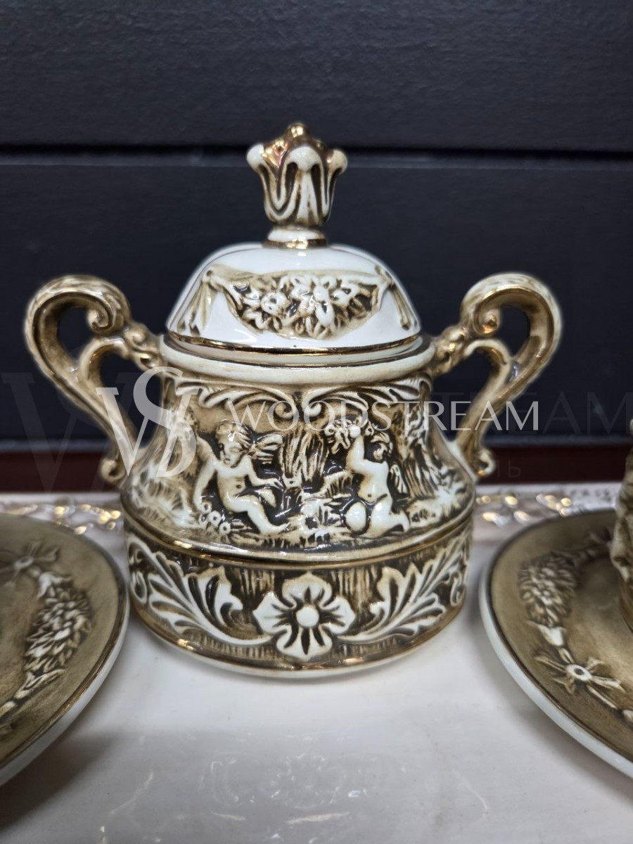 Сервиз чайный/кофейный на 2 персоны на подносе Каподимонте