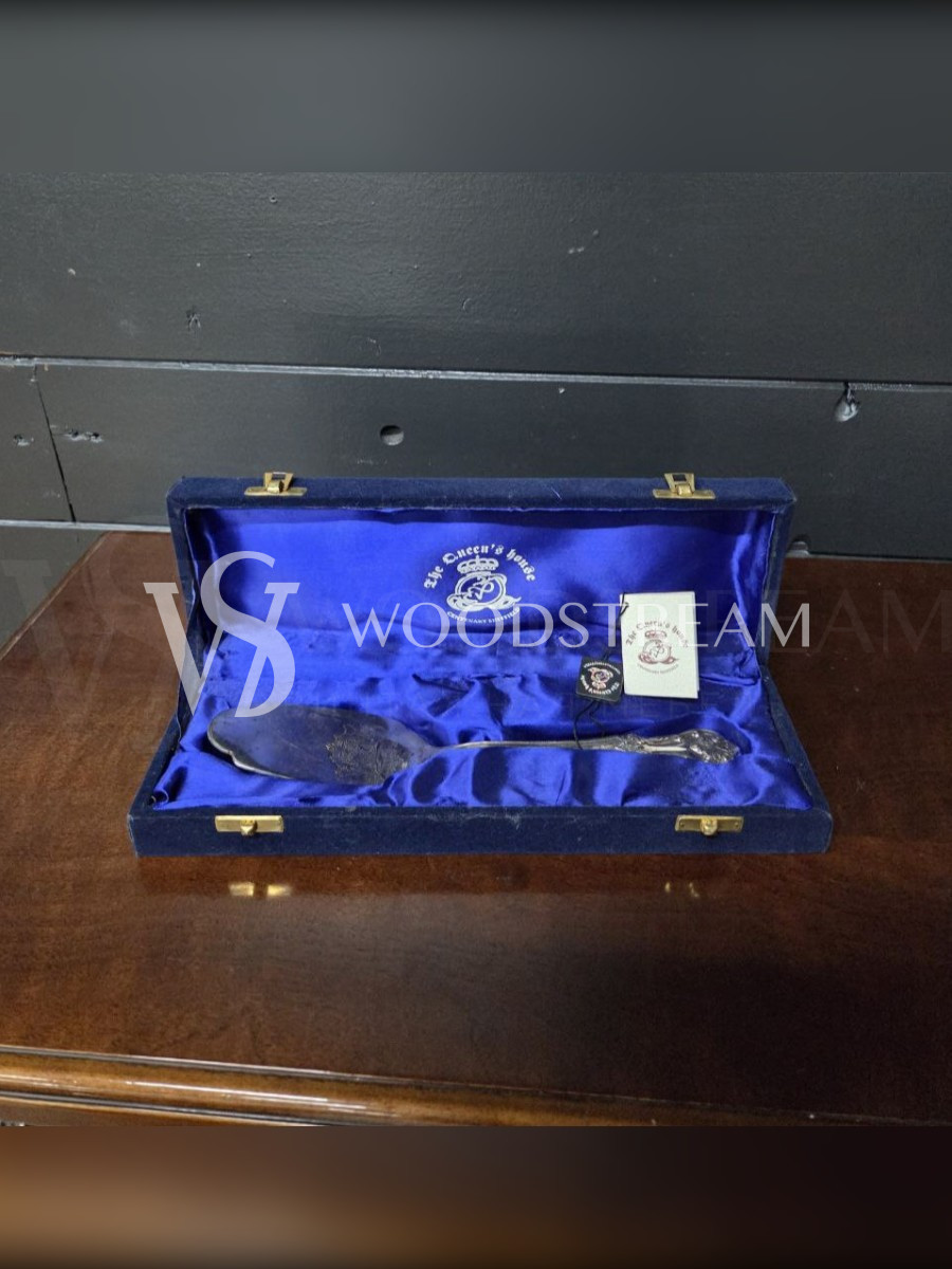 Столовый прибор: Ложка сервировочная в оригинальной упаковке