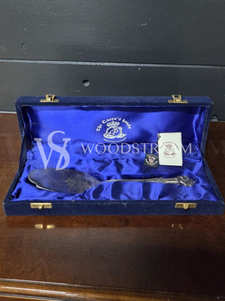 Столовый прибор: Ложка сервировочная в оригинальной упаковке