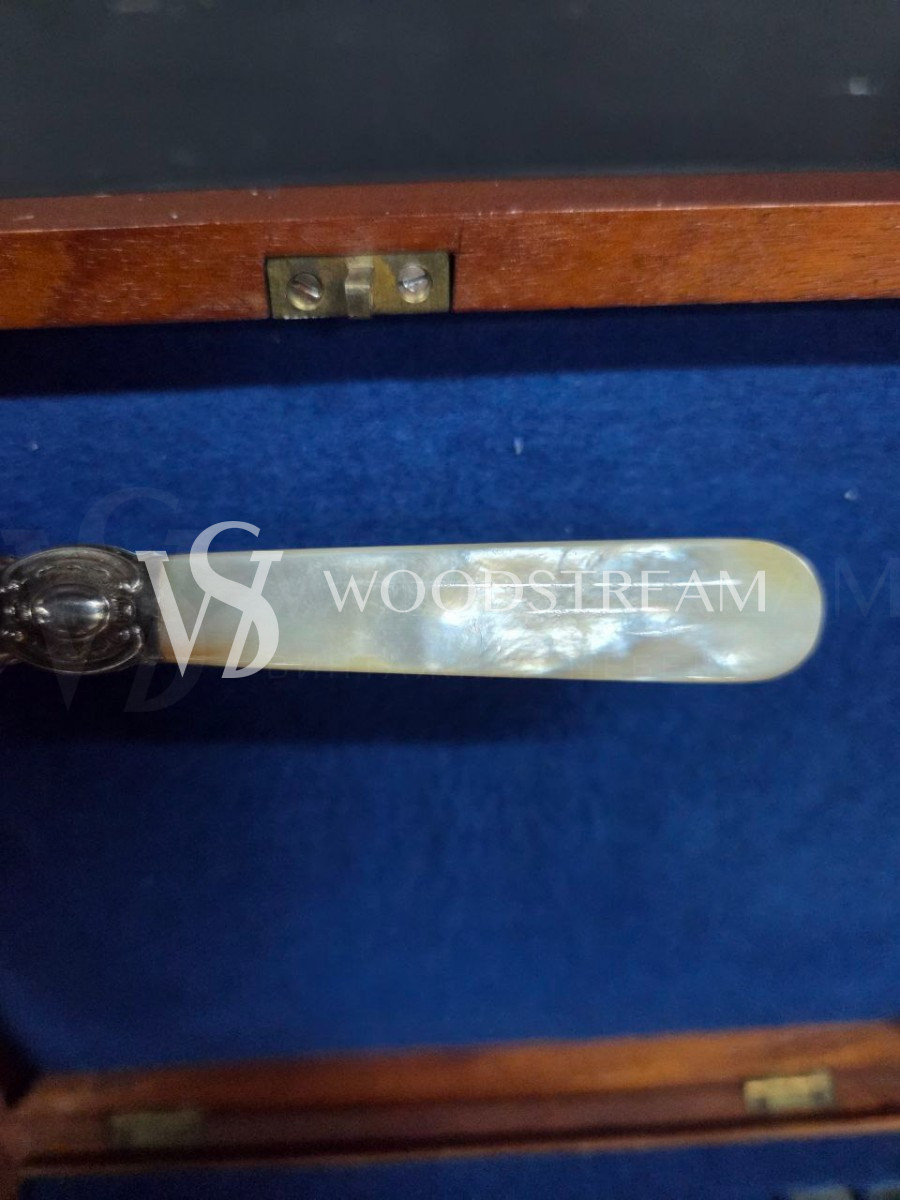 Набор столовых приборов в оригинальной упаковке