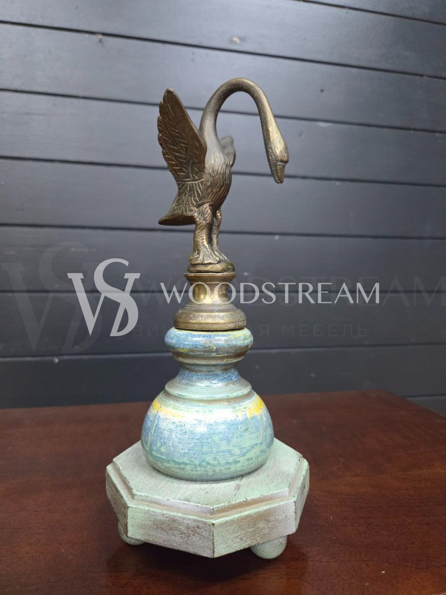 Скульптура/Фигура Утка на постаменте