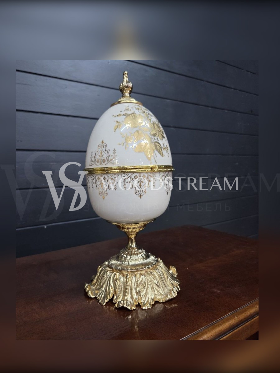 Ваза с крышкой/Конфетница/Шкатулка в форме яйца