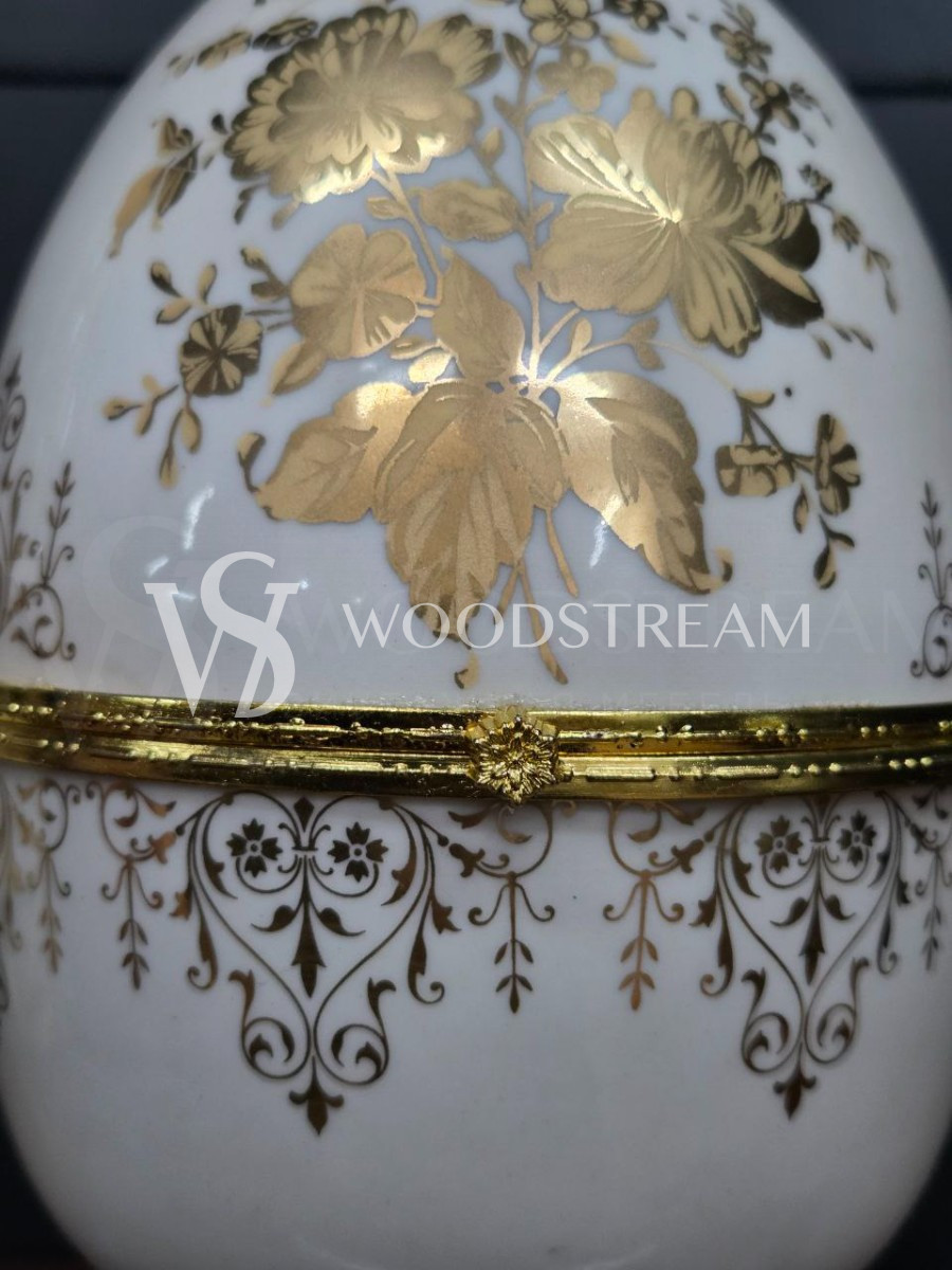 Ваза с крышкой/Конфетница/Шкатулка в форме яйца