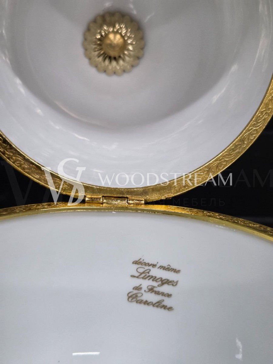 Ваза с крышкой/Конфетница/Шкатулка в форме яйца