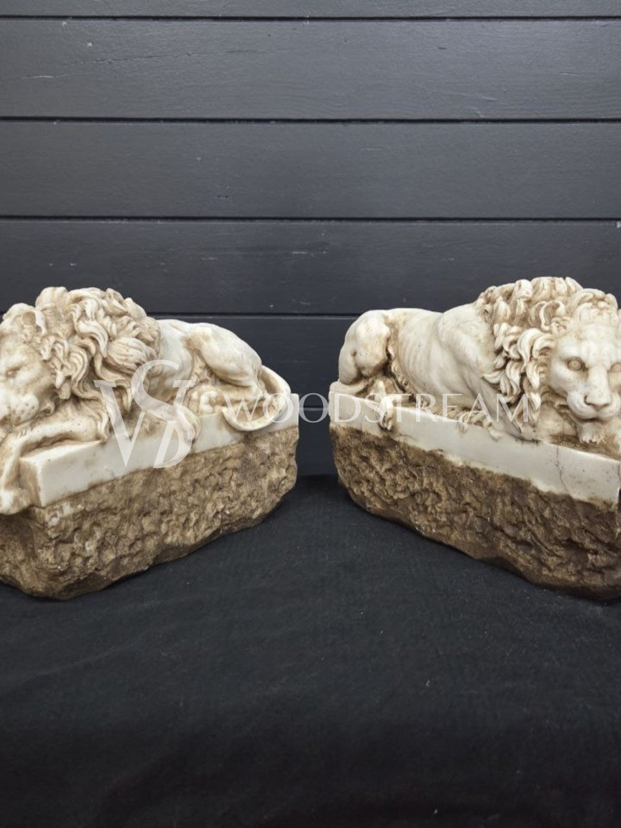 Статуэтка/Скульптура 2 штуки Спящий и пробуждающийся лев