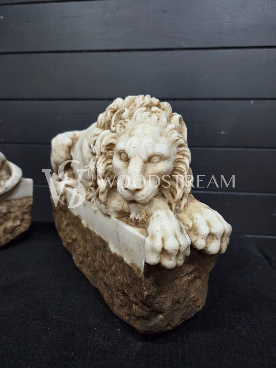 Статуэтка/Скульптура 2 штуки Спящий и пробуждающийся лев