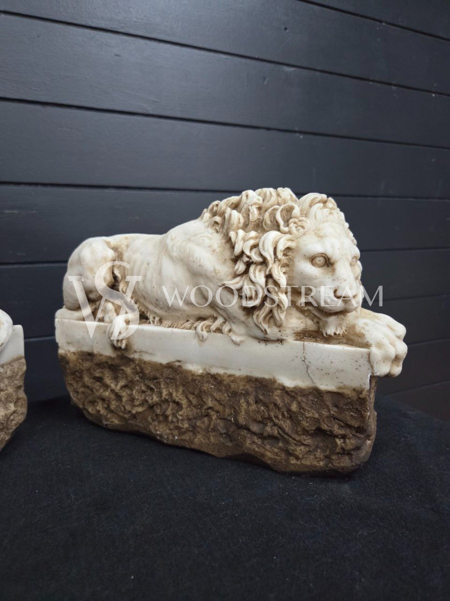 Статуэтка/Скульптура 2 штуки Спящий и пробуждающийся лев